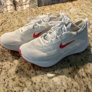 Nike Zoom Fly Knit Women’s Size 6.5 Brand New/with Tag Never Worn